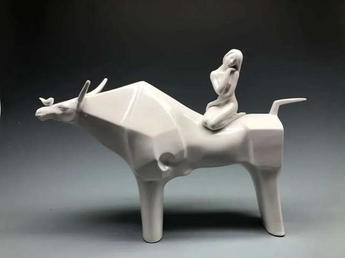 匠心獨運，銀輝閃耀——記王冬燕榮獲福建省工藝美術(shù)精品“爭艷杯”大賽銀獎